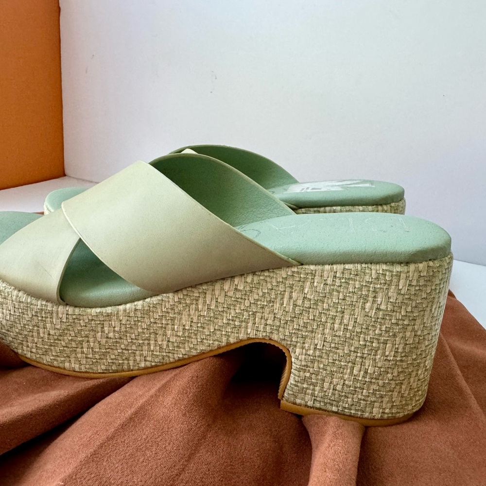 Beach by Matisse Women’s Wedge size 8 - Picture 5 of 5